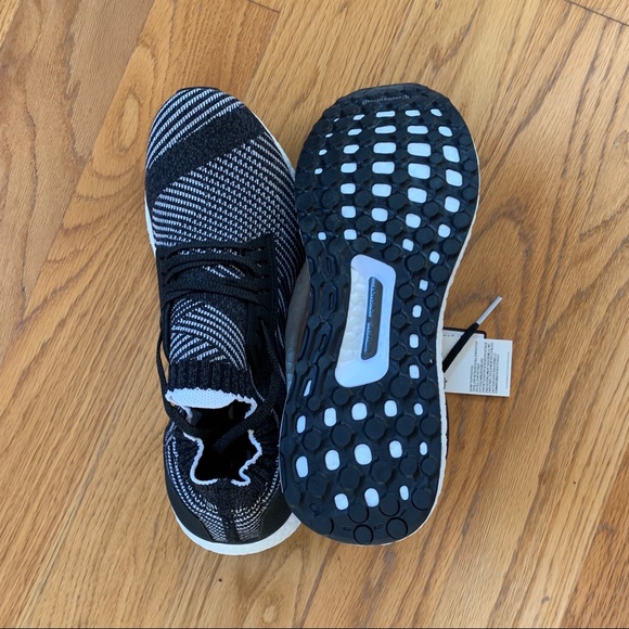 NIB Adidas Ultra Boost X Shoes - Picture 5 of 6